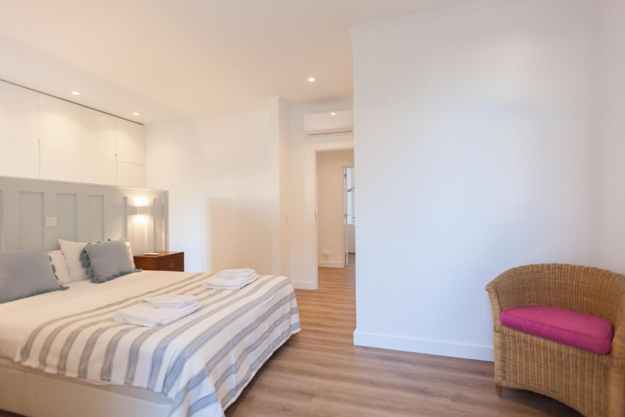 Flh Graca Charming Duplex With Small Pool Apartment